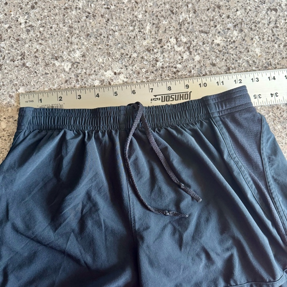 Under Armour Women's Black Shorts - Picture 4 of 11